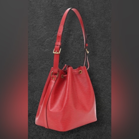 Louis Vuitton Shoulder Bag Petit Noe Epi Leather Red Drawstring Purse M44107 - Picture 5 of 14